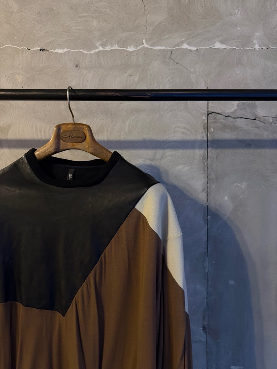 닐바렛 아방가르드 맨투맨 100~105 상품이미지4