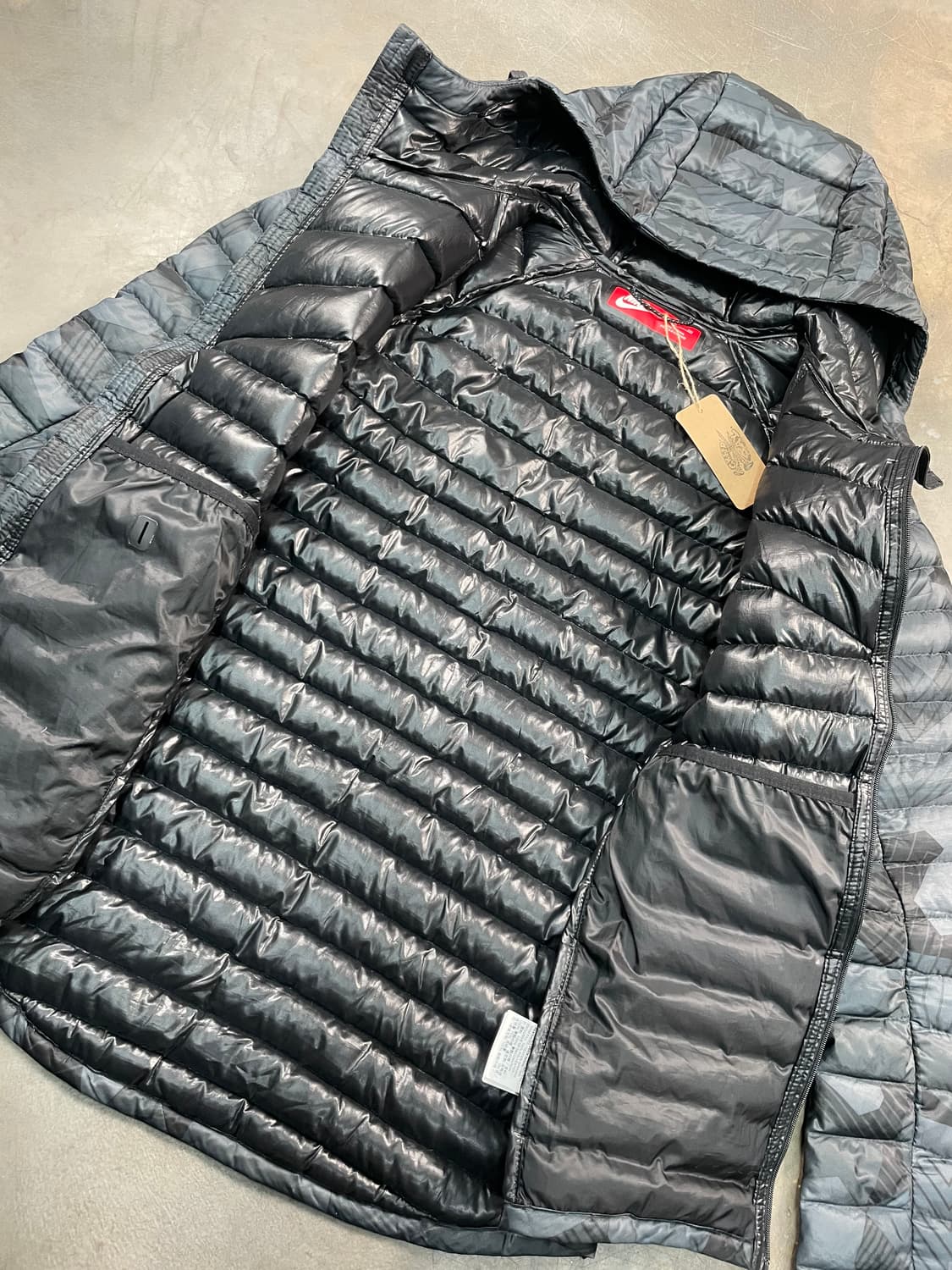 나이키 디지털 카모 후디드 경량 패딩 상품이미지3