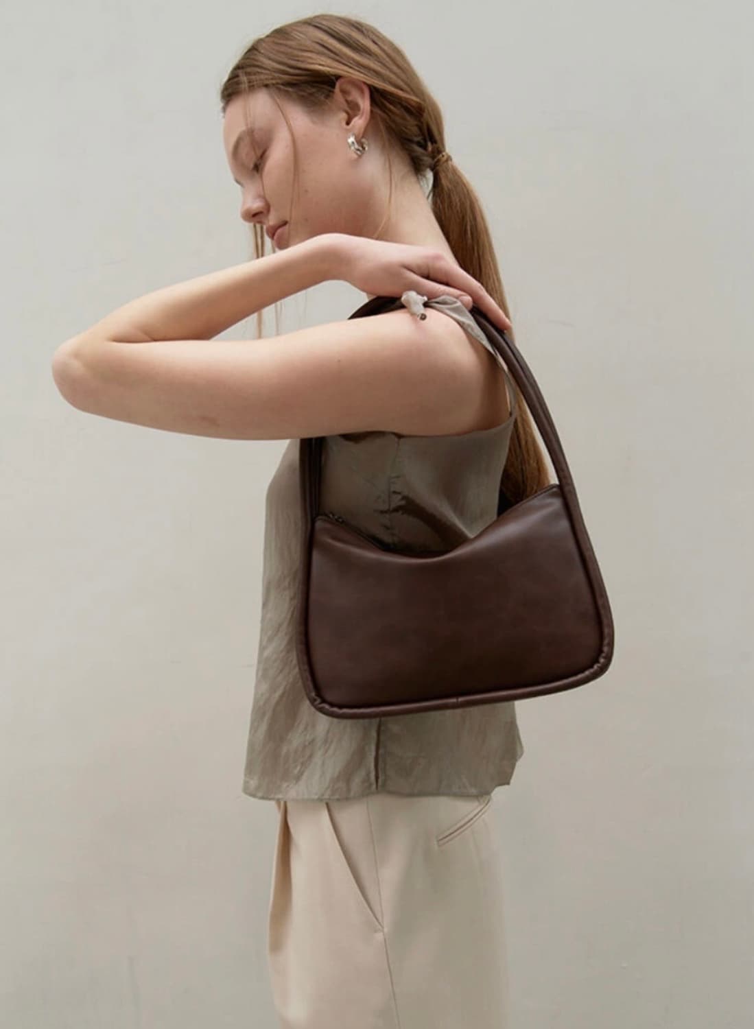 여밈 미니 릿지백 초코브라운 상품이미지1