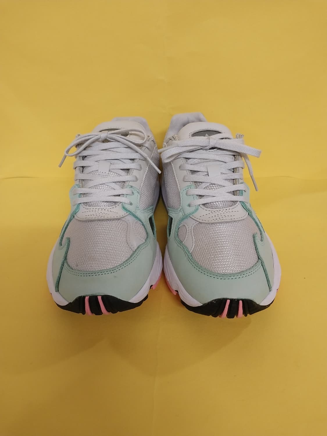 여성 아디다스 오리지널 팔콘 운동화 (240) 상품이미지2