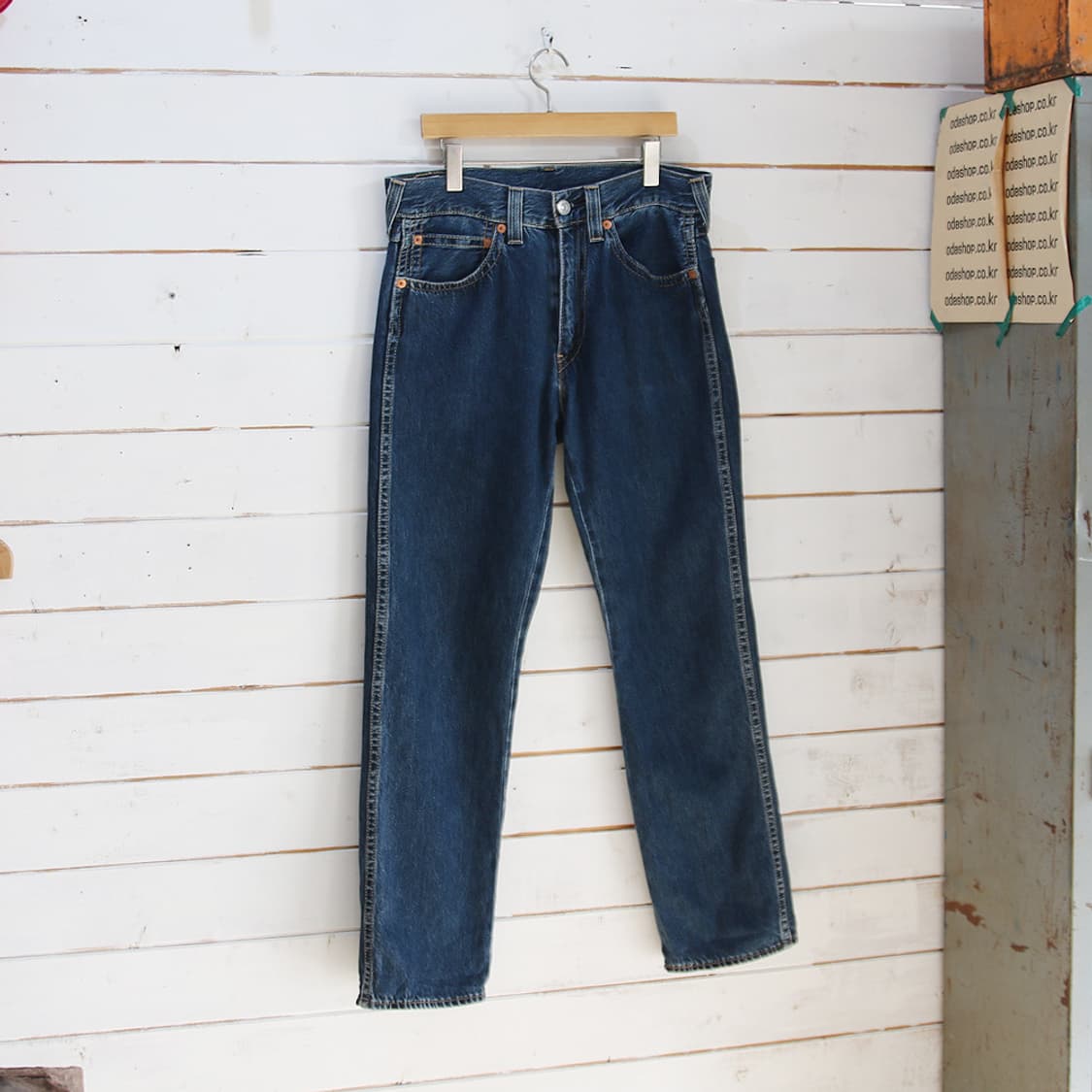 (착용컷) 리바이스 타입원 데님 팬츠 (남성용 33.5) 상품이미지1