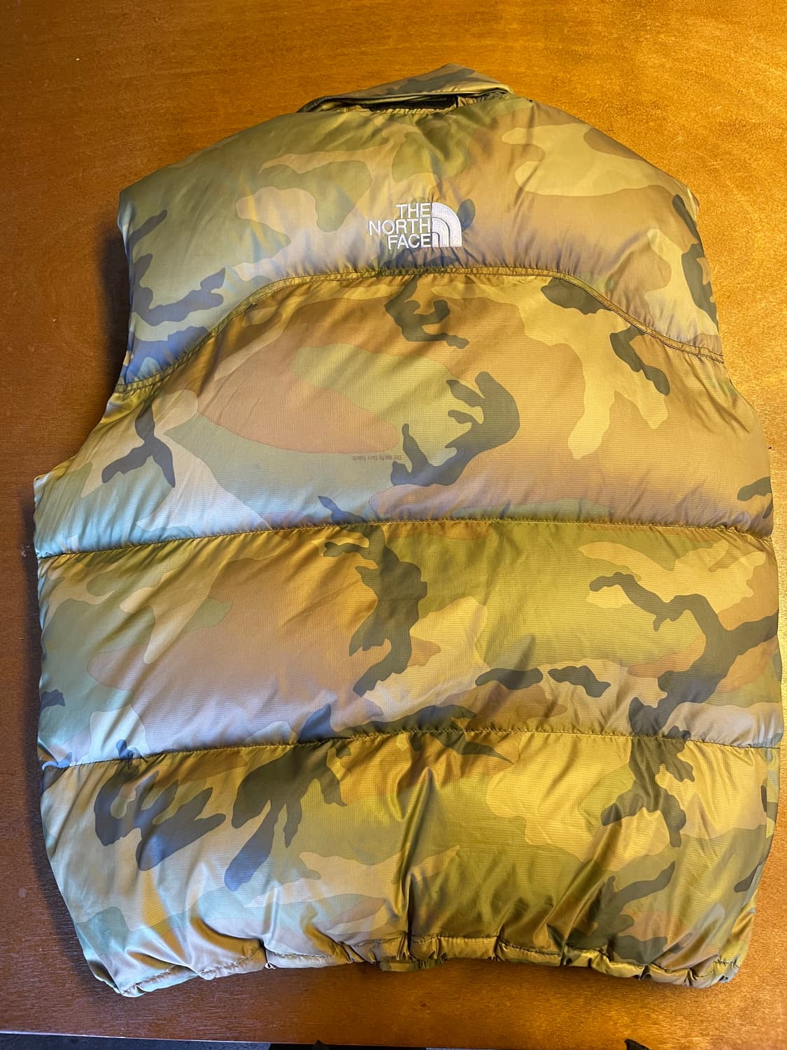 노스페이스 카모 700 패딩 쪼끼 상품이미지2