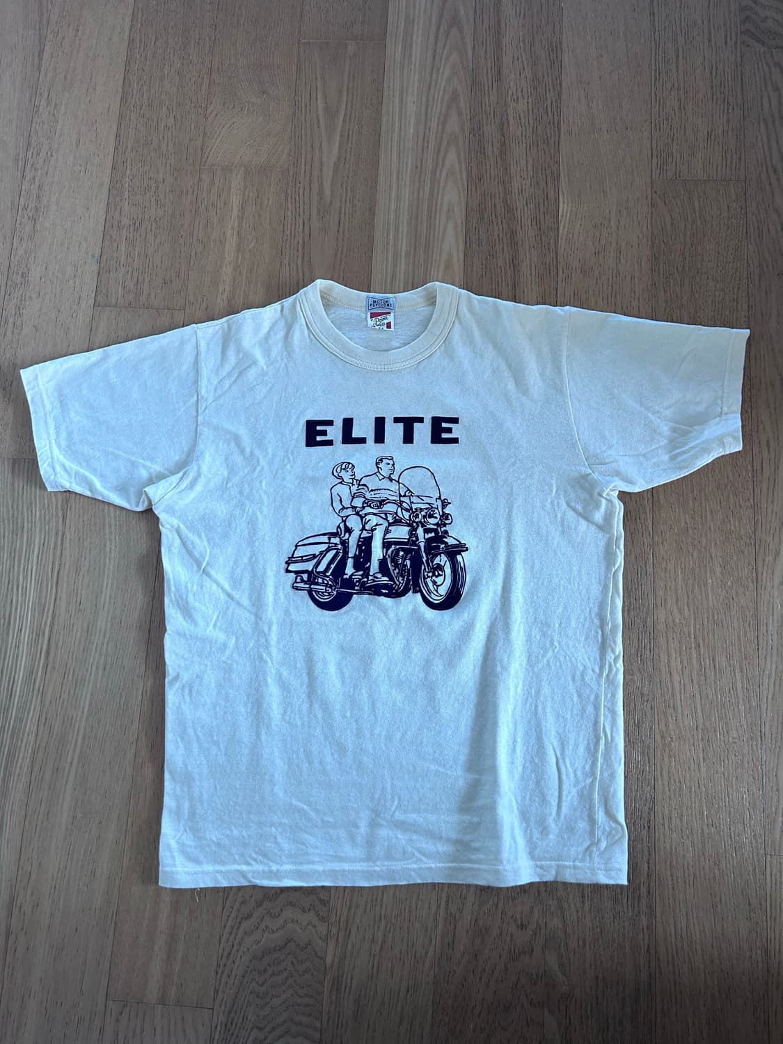 프리휠러스 ELITE 반팔 티셔츠 M 사이즈 상품이미지1