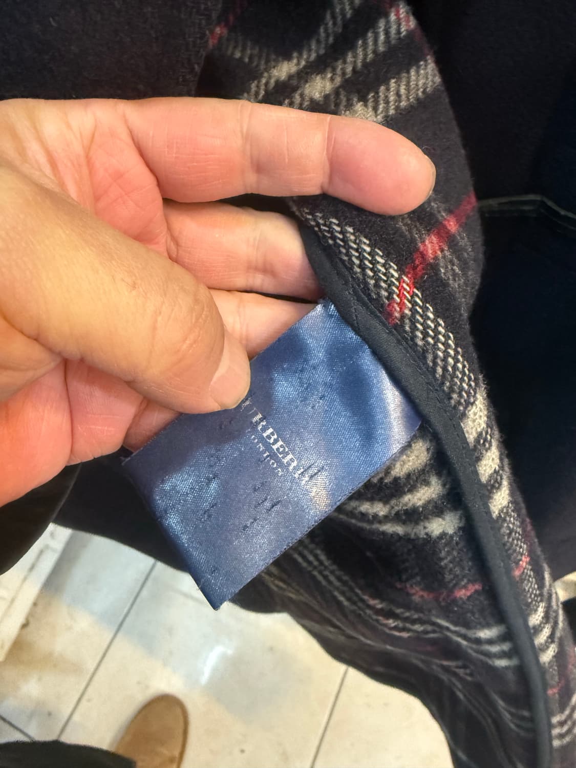 95-100 정품 버버리 떡볶이 코트 팝니다 상품이미지4