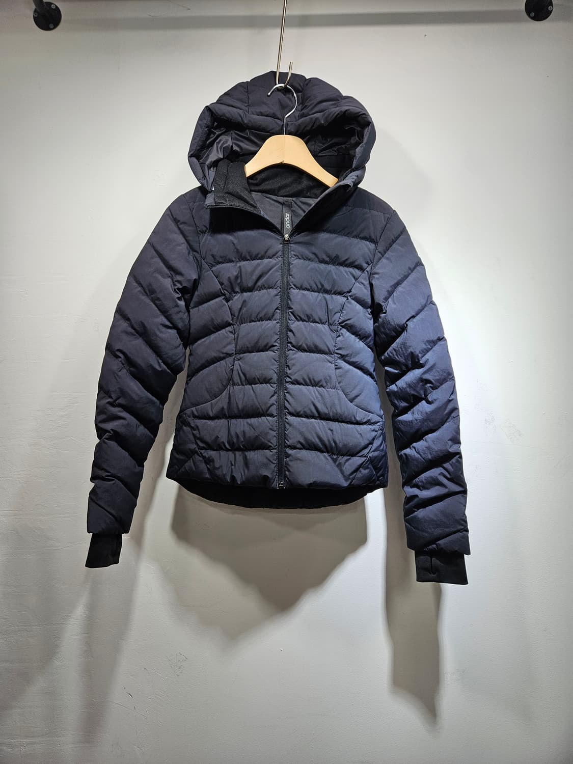 안다르 후드 경량 패딩 블랙 사이즈 0 상품이미지1