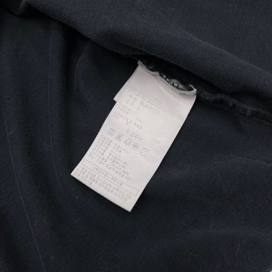 버커루 락시크맛 깃털 프린팅 딥네이비 반팔 L 상품이미지6