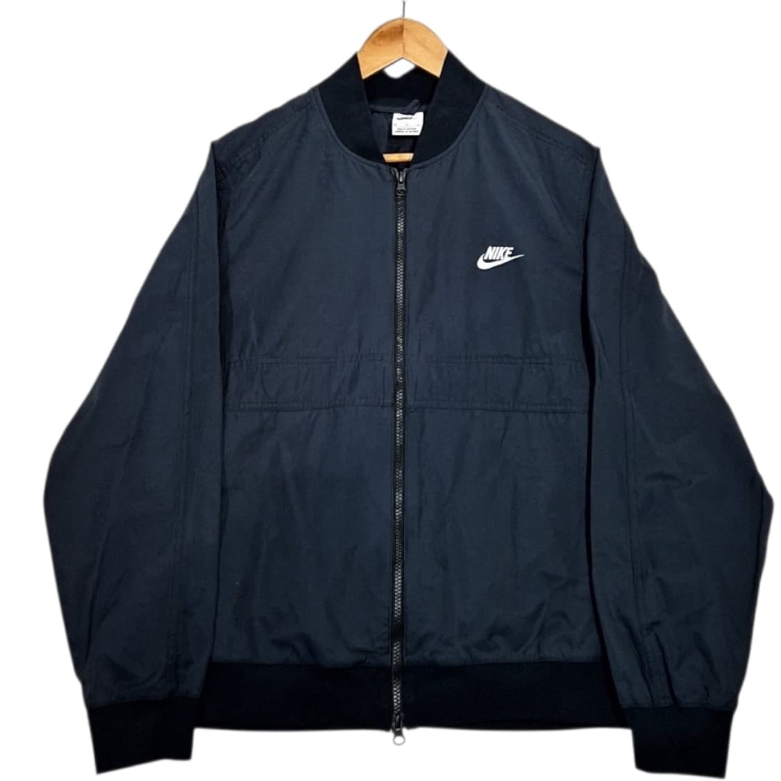 나이키 신형 자수로고 자켓 상품이미지1
