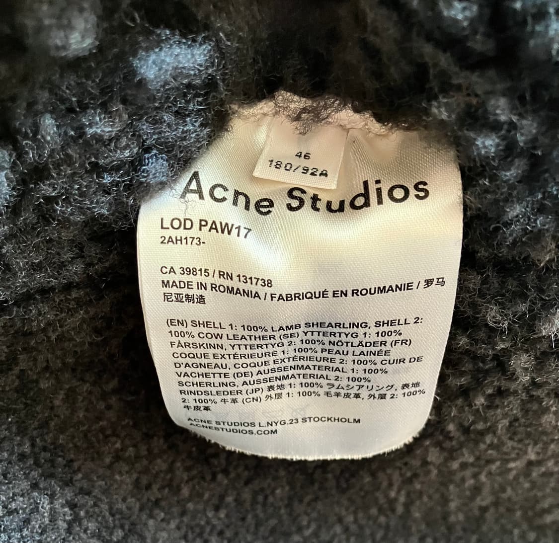 아크네 스튜디오 무스탕 코트 상품이미지5