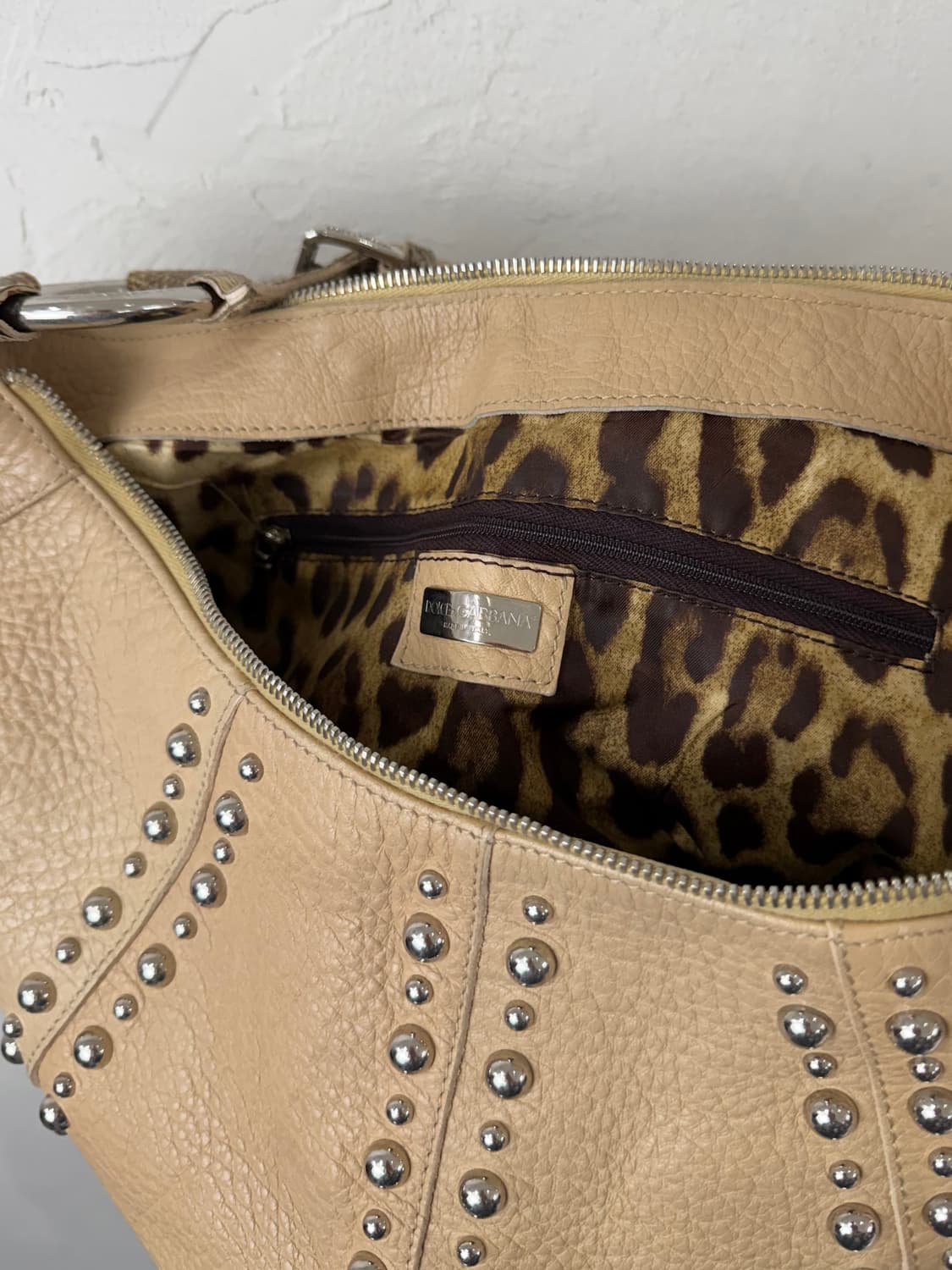 돌체앤가바나 스터디드 레더 숄더백 상품이미지9