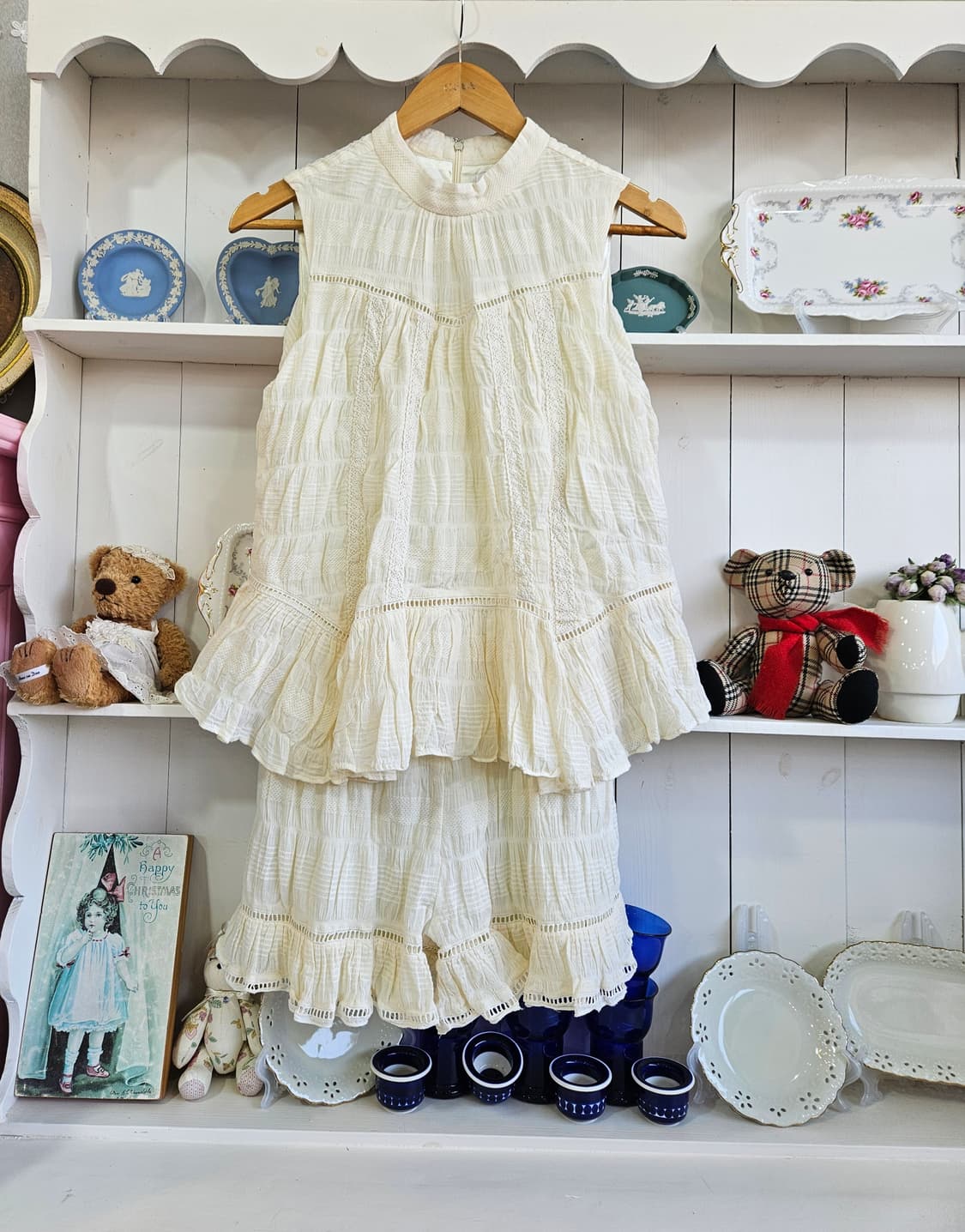 dazzlin 코튼 레이스 티어드 점프수트 상품이미지1