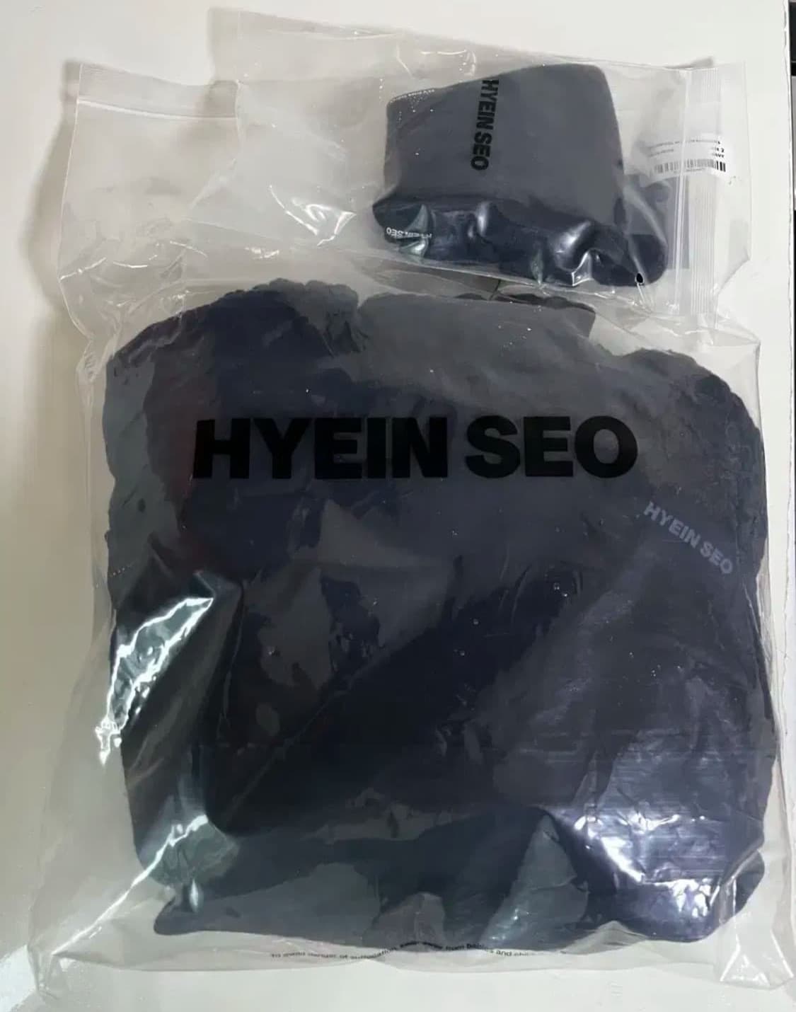 Hyein seo 혜인서 니트 후드 tech wool hoodie 상품이미지4