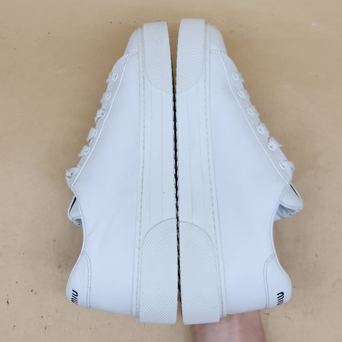 미우미우 여성 스니커즈39 250 상품이미지5