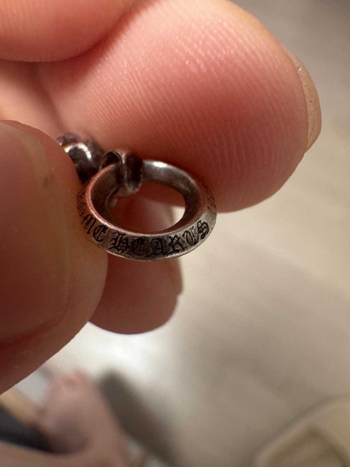 크롬하츠 타이니 원볼 크로스 펜던트 상품이미지7