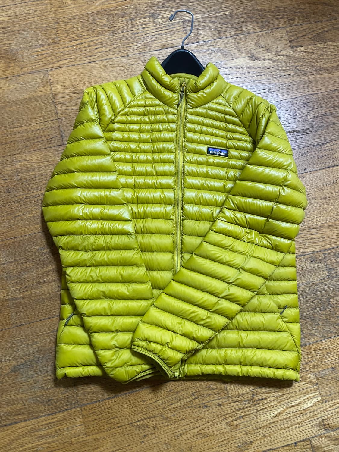 파타고니아 경량 패딩 라임 m 상품이미지1