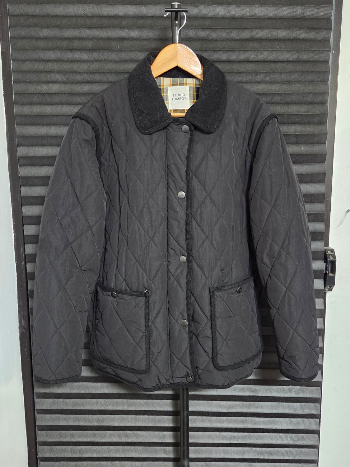 [스튜디오 톰보이] 퀄팅 자켓 | 00009 상품이미지1