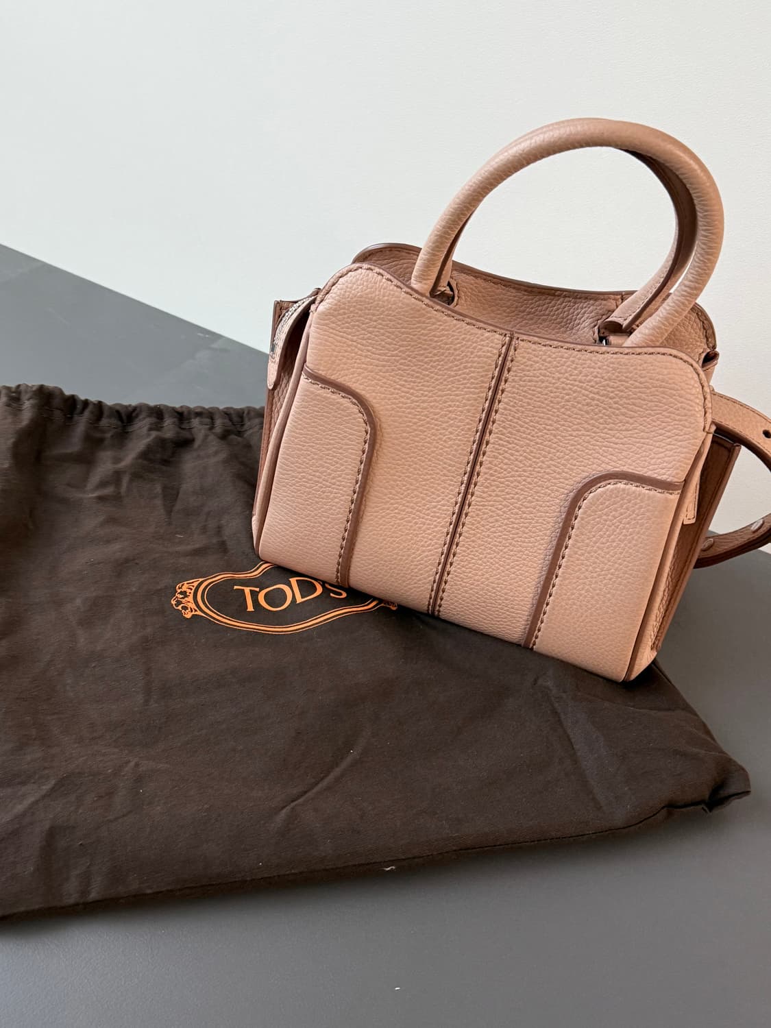 토즈 미니 셀라백 상품이미지1