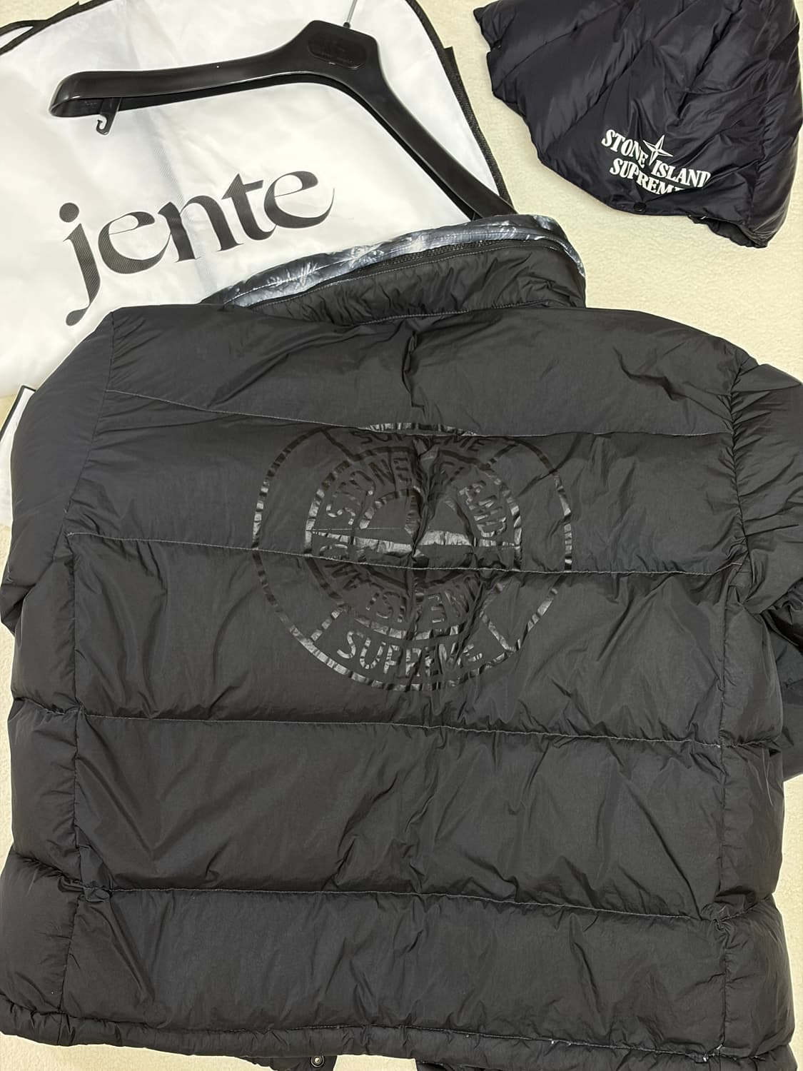 스톤아일랜드 슈프림 크링클랩스 패딩 L 스톤아일랜드 슈프림 페인트볼 카모 상품이미지8