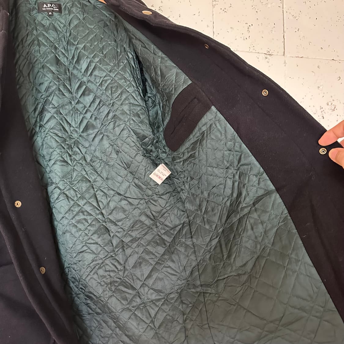 XS APC 아페쎄 네이비 누빔 코트 상품이미지4