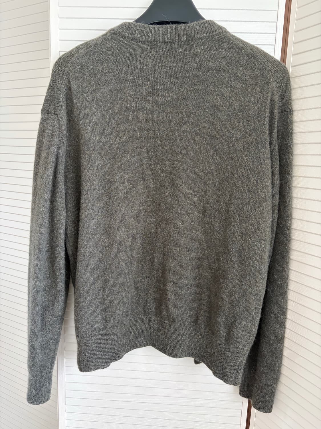 유니온블루 알파카 가디건 다크 올리브 색상 L사이즈(초S급) 상품이미지5