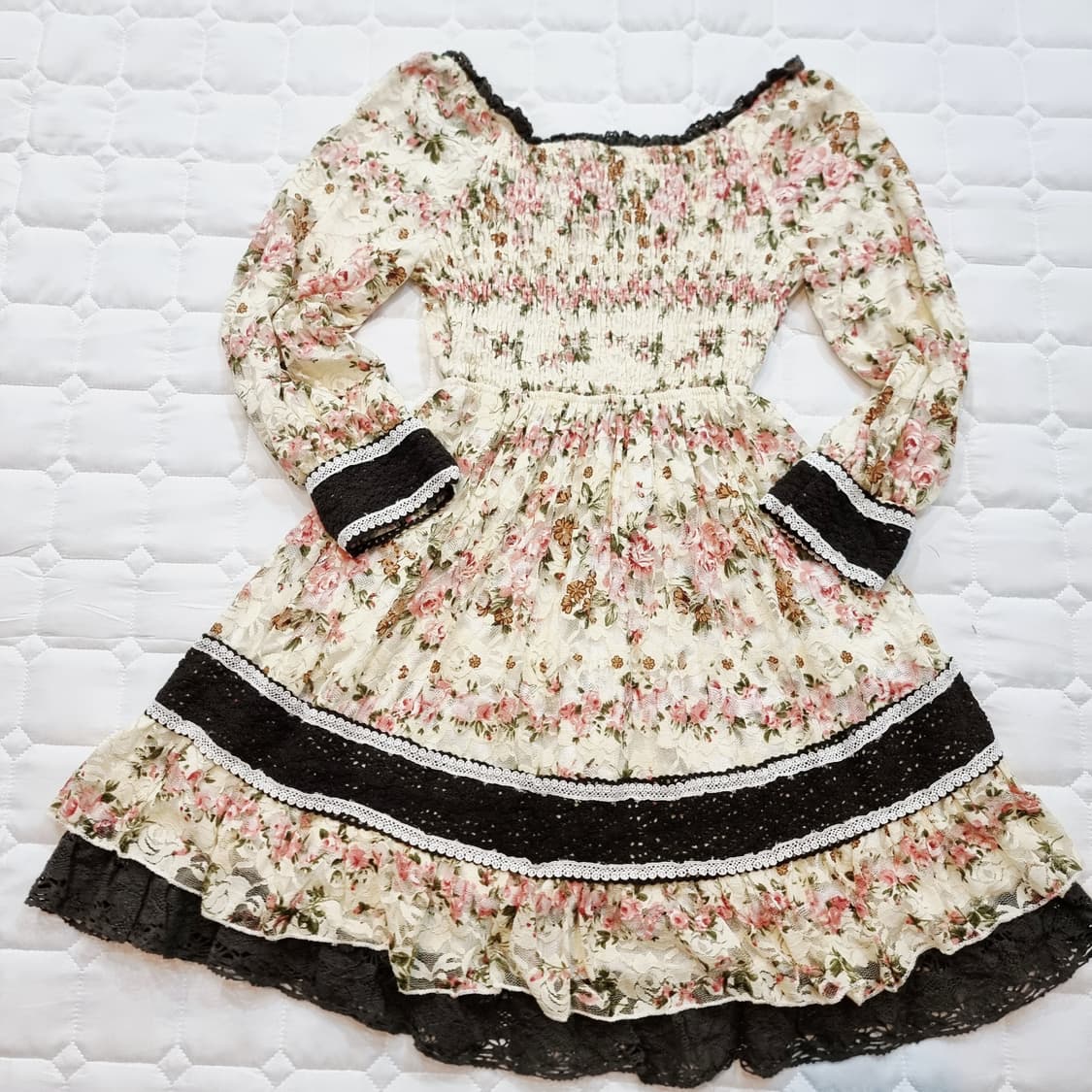 로즈 플로럴 레이스 프릴 원피스 상품이미지6