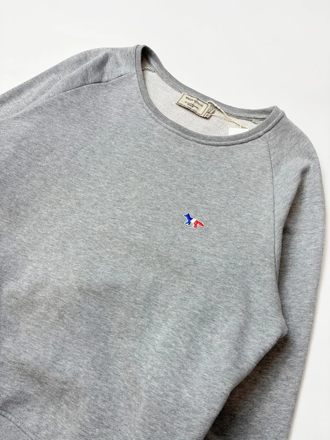 메종키츠네 트라이컬러 폭스 패치 스웻 맨투맨 PN5159 상품이미지2