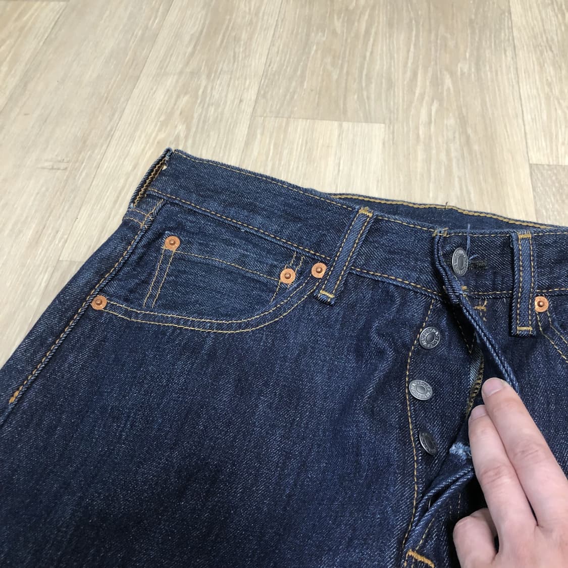 (31) 리바이스 Levi's 501 스트레이트핏 중청 원워시드 데님 상품이미지4