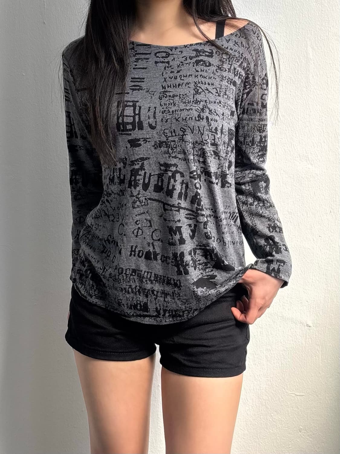 Vintage Grey Lettering Long Sleeve 상품이미지1