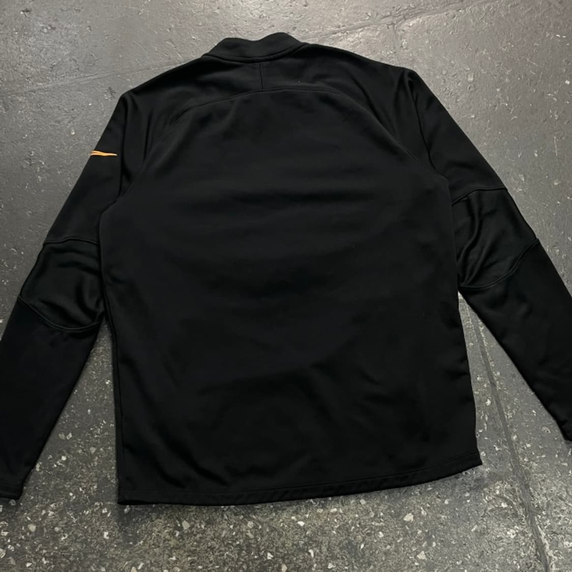 105 나이키 써마핏 패디드 하프집업  상품이미지5