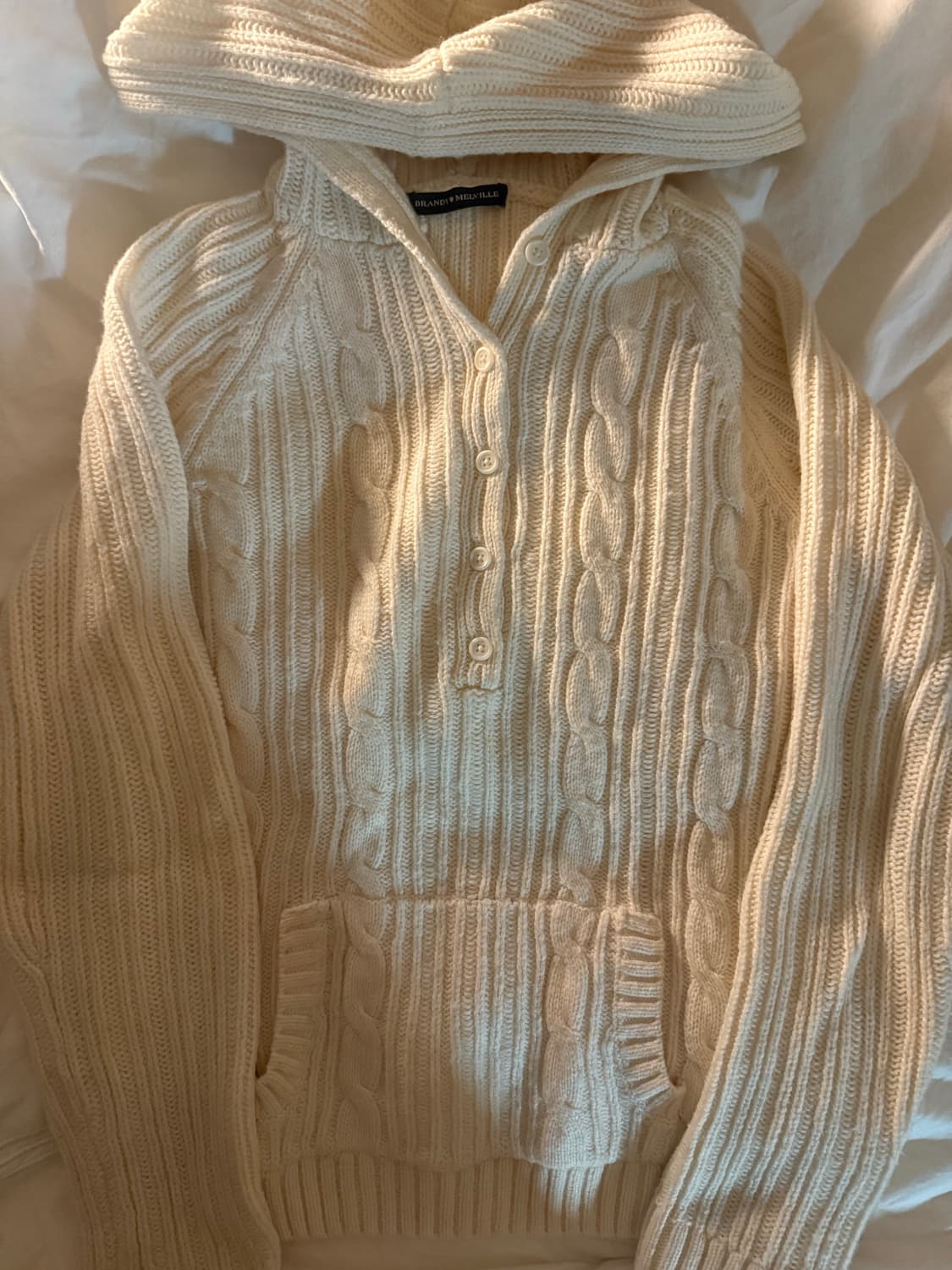 Brandy melville 브랜디 멜빌 후드 니트 cream 상품이미지2