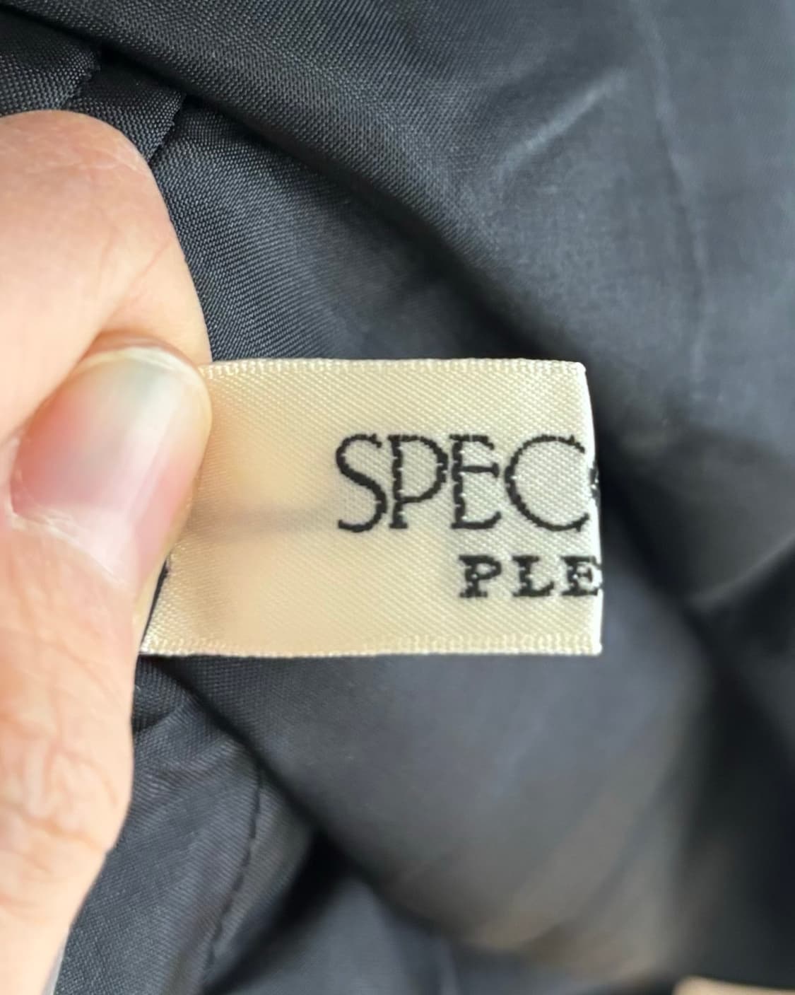 스피치오 플리츠 패디드 코트  상품이미지7