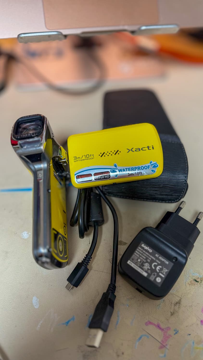 뉴진스 산요 작티 VPC-CG10 올정품(베터리.충전기.선.케이스) 상품이미지3