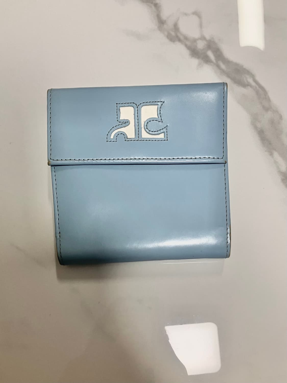 Courreges 꾸레쥬 하늘색 반지갑 상품이미지1