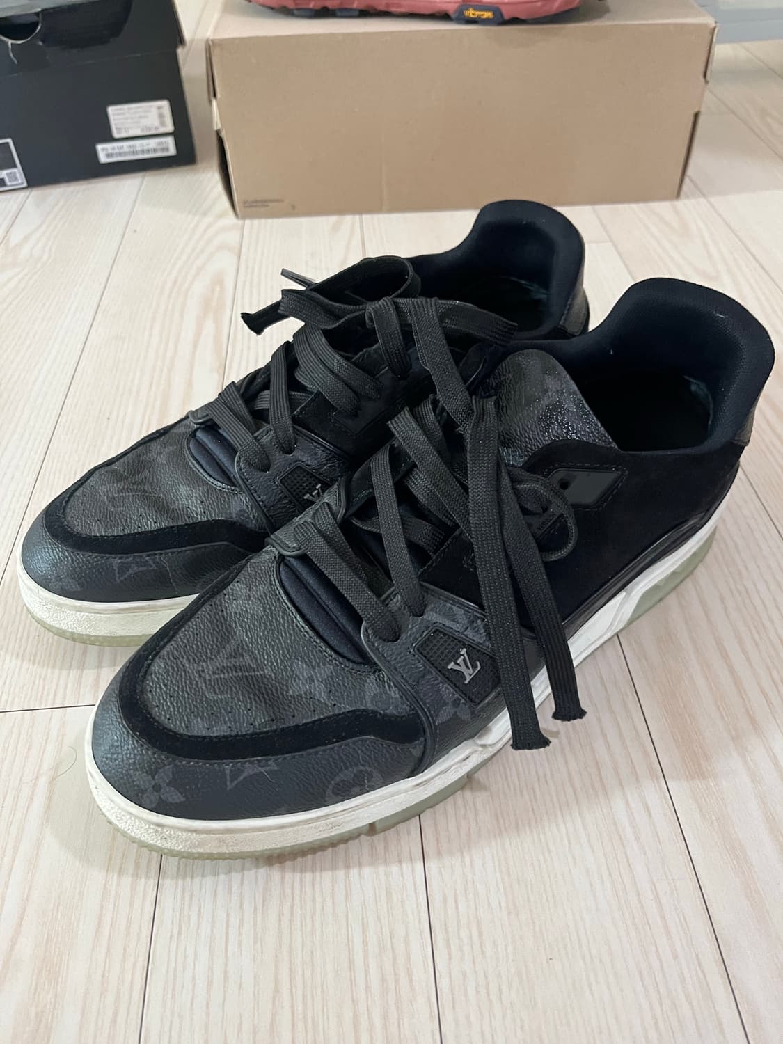 루이비통 트레이너 9.5(285) 상품이미지1