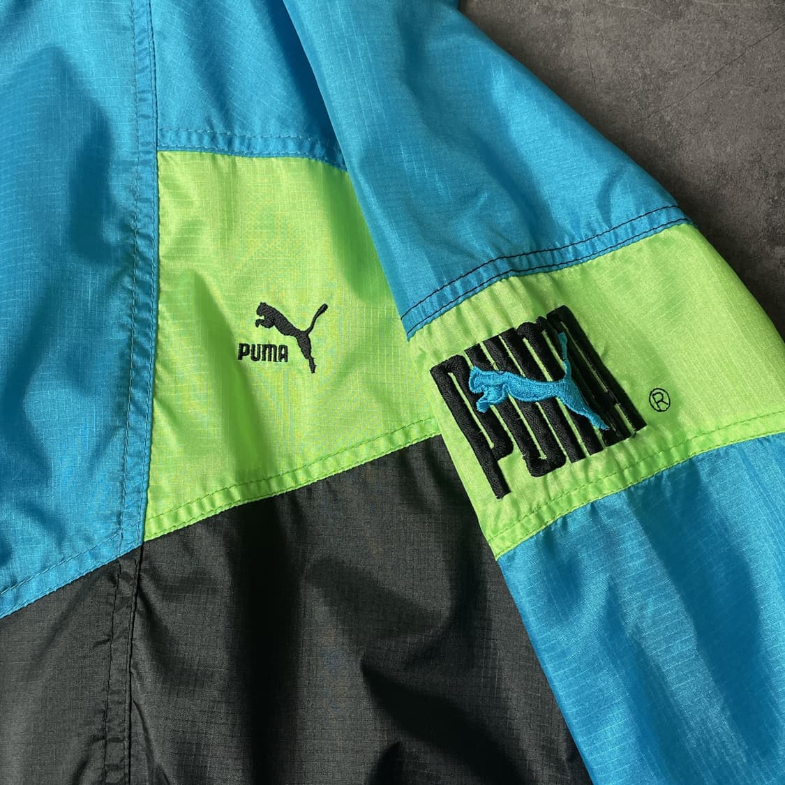 PUMA 퓨마 빈티지 네온컬러 레글런 윈드브레이커 상품이미지4