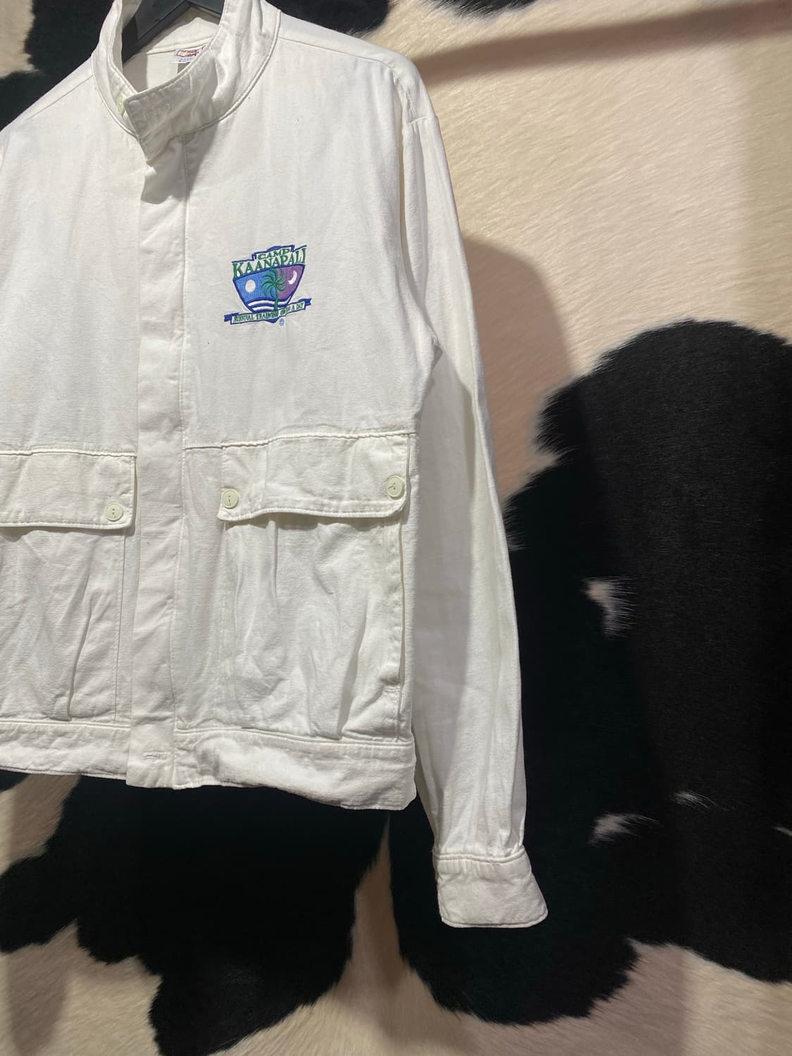 Crazy shirts 자수 디테일 화이트 코튼 봄버 상품이미지5