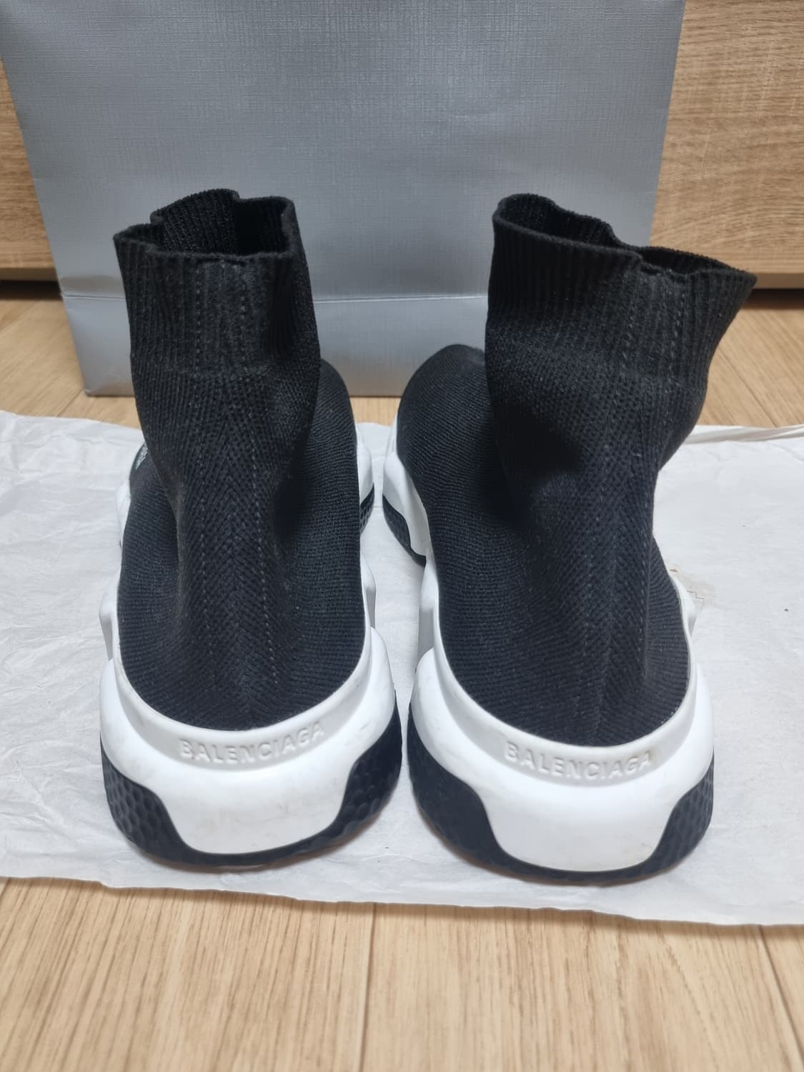 발렌시아가 스피드러너 265 상품이미지4