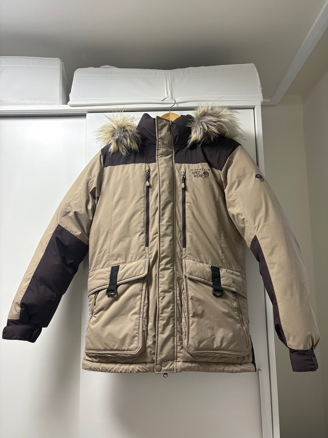 마운틴하드웨어 후드 다운 패딩 상품이미지1