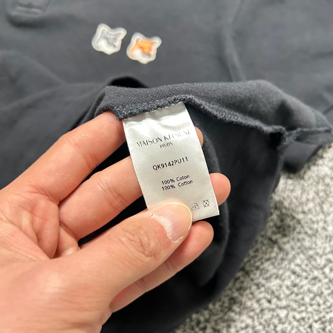 메종키츠네(Maison Kitsune) 더블 폭스 카라티 상품이미지5