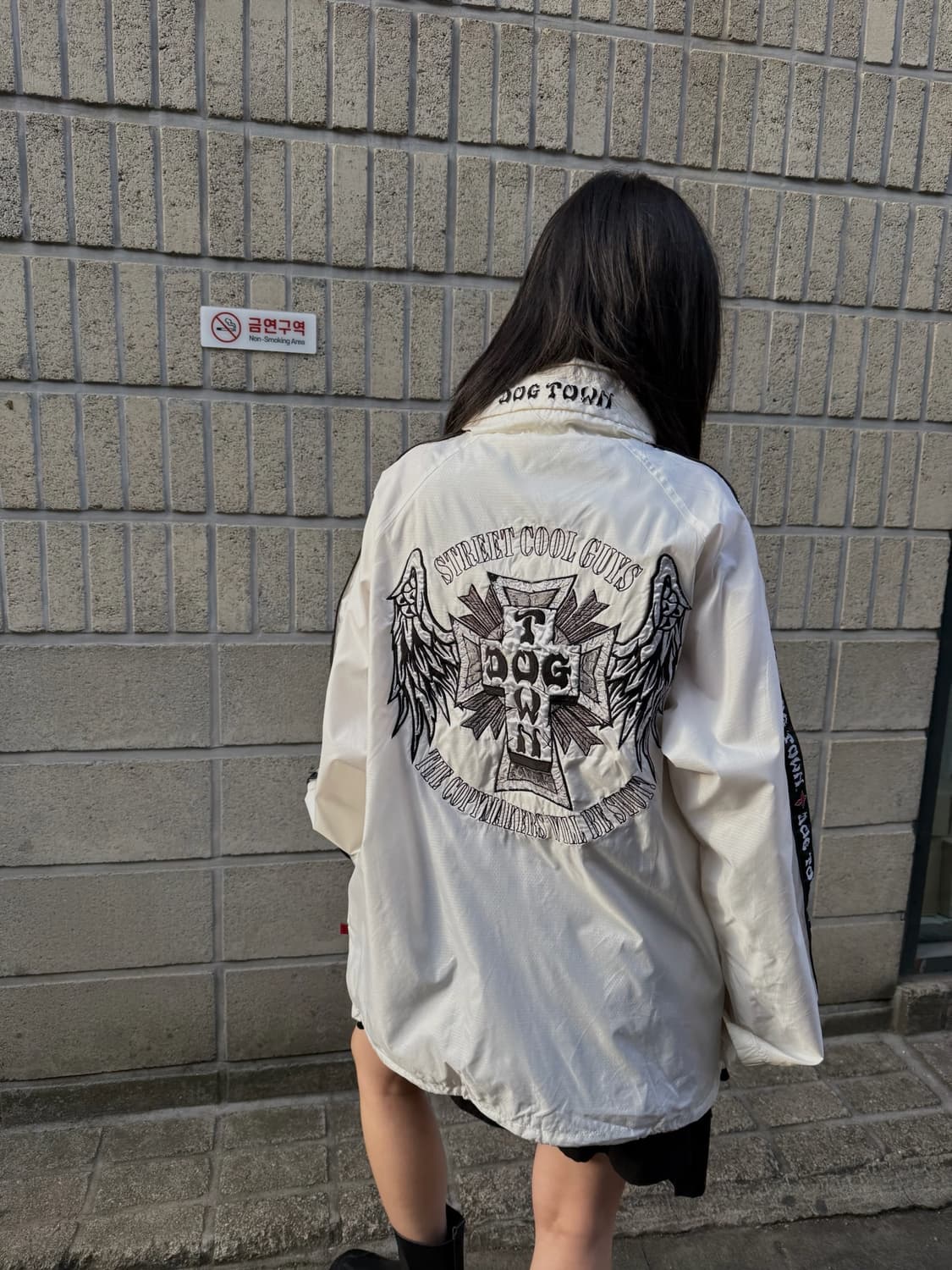 도그타운 올드스쿨 무드 오버핏 윈드브레이커 상품이미지2