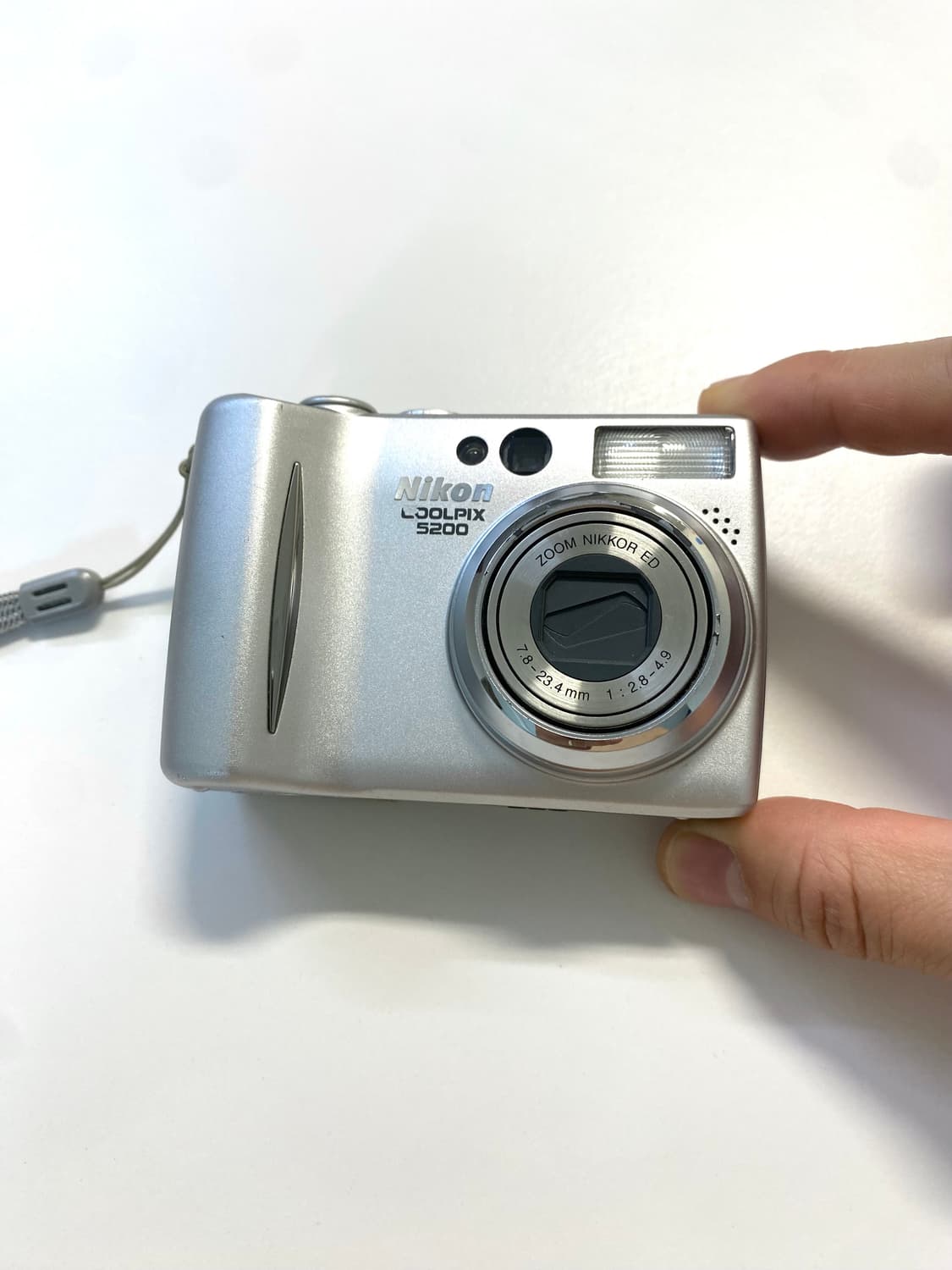 니콘 쿨픽스 5200 디지털 카메라 상품이미지1