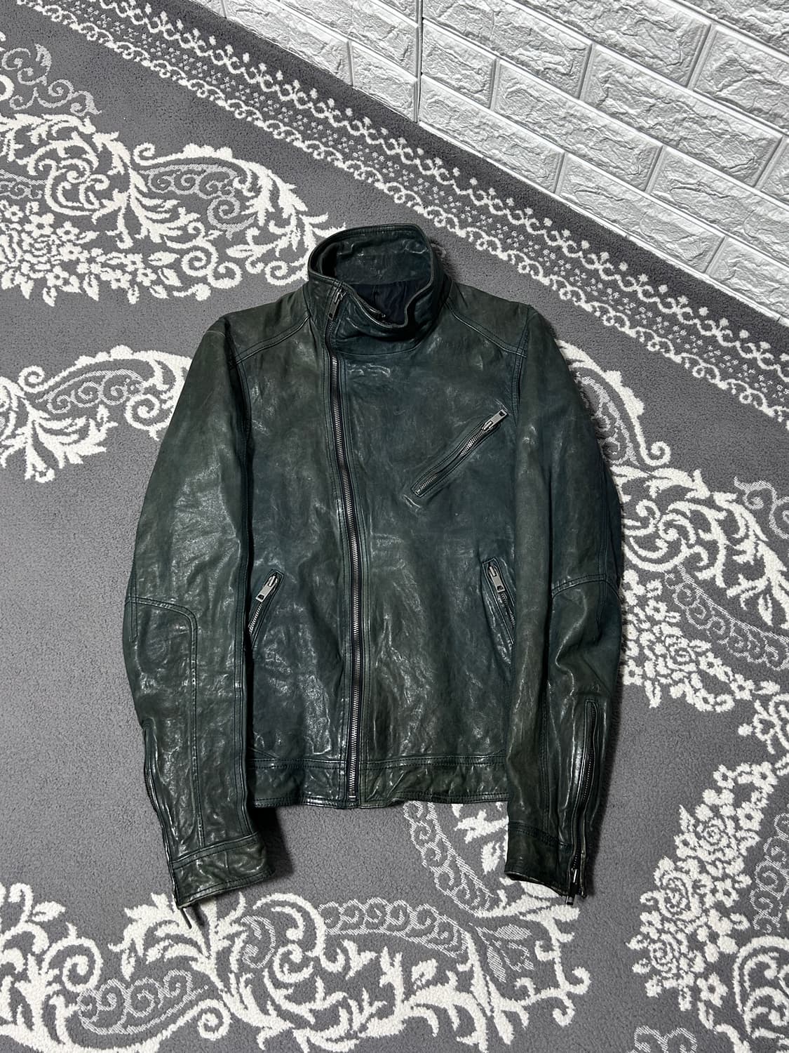 솔리드 옴므 사선 더블 짚 램스킨 자켓 상품이미지3