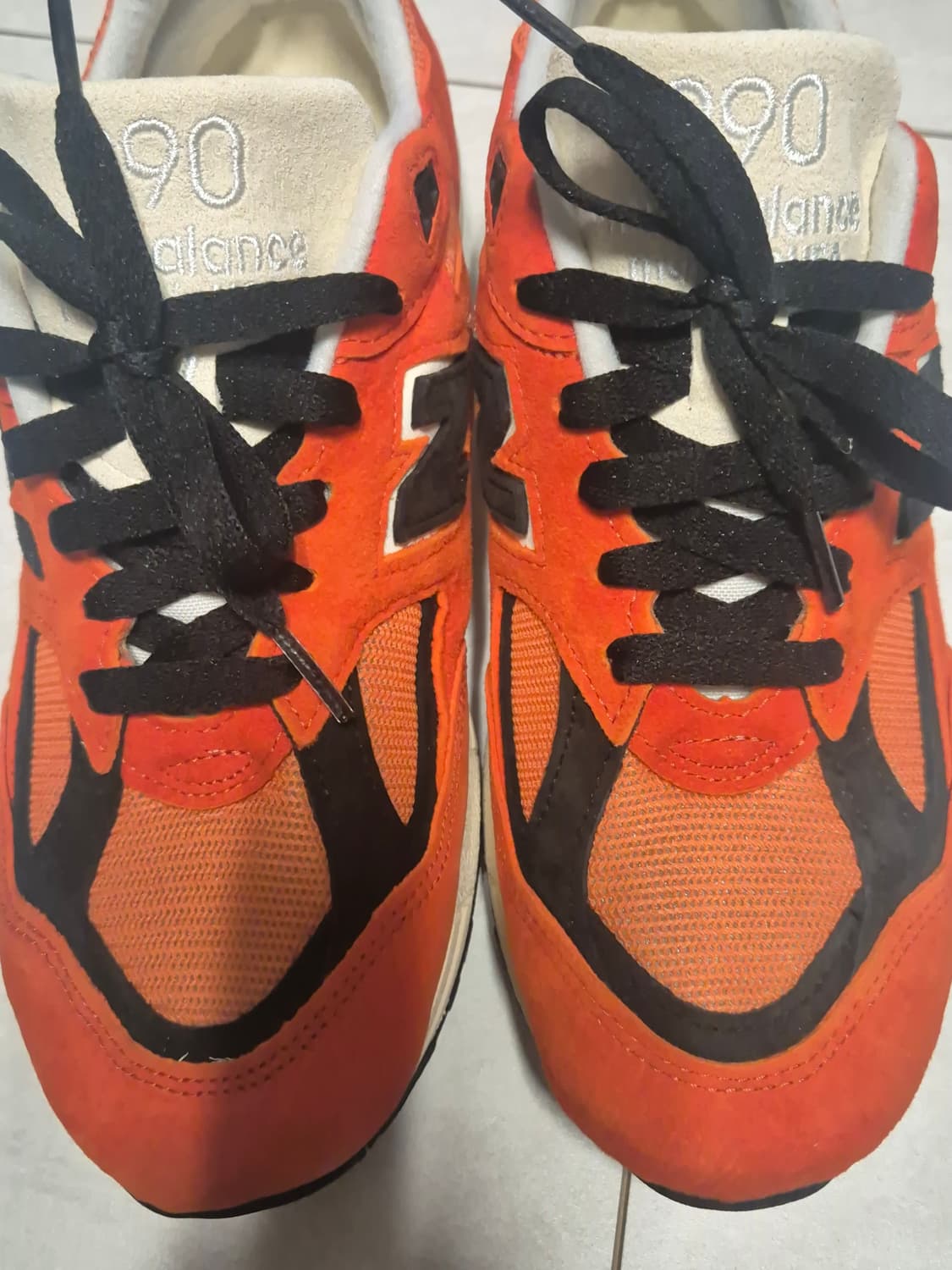 뉴발란스 990v2 메이드 인 USA 마리골드 블랙 상품이미지1