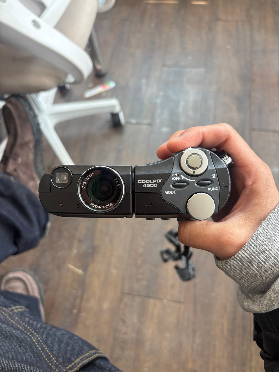 니콘 쿨픽스 4500 디지털카메라 상품이미지2