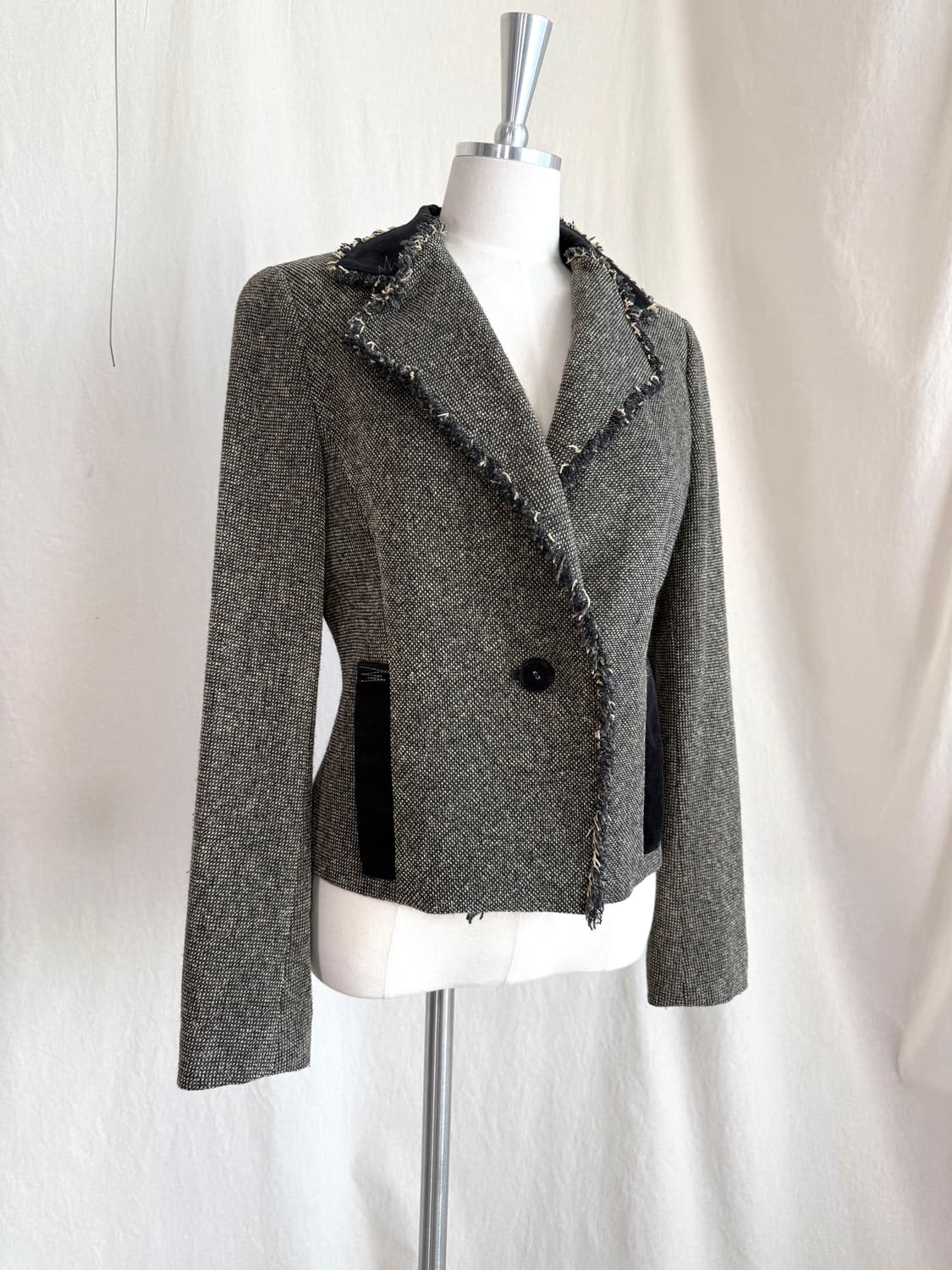 Hiroko Koshino 마이크로 프린지 트위드 블레이저 상품이미지1