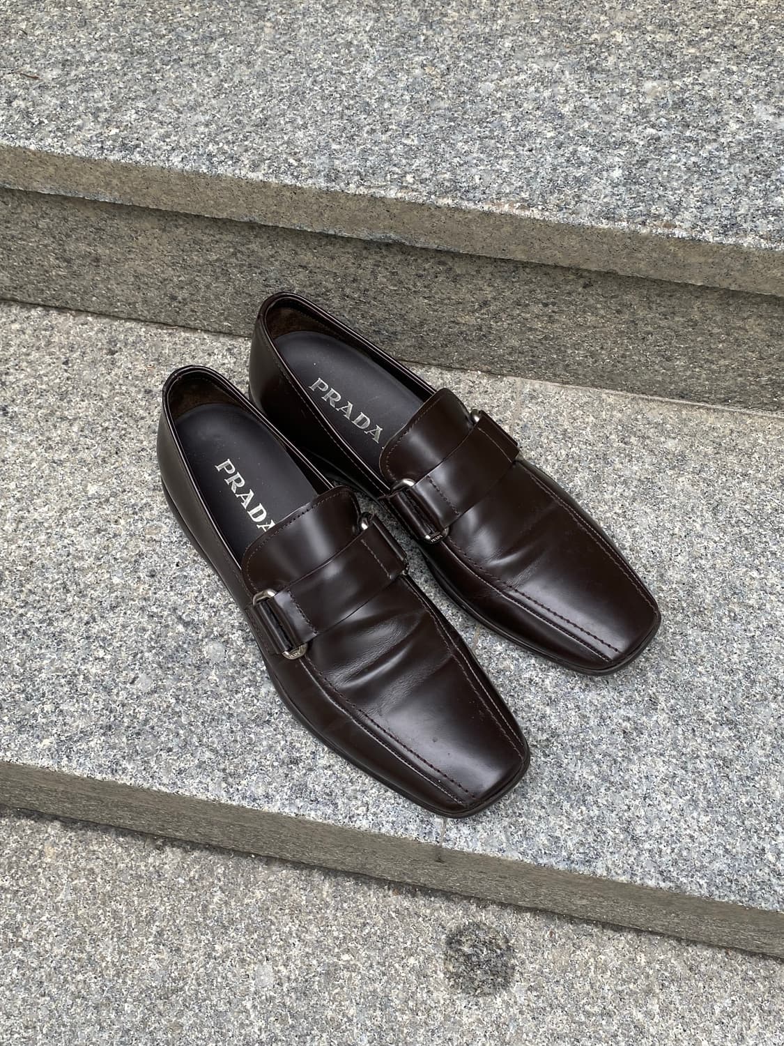 Prada 00s square toe buckle loafer 상품이미지4