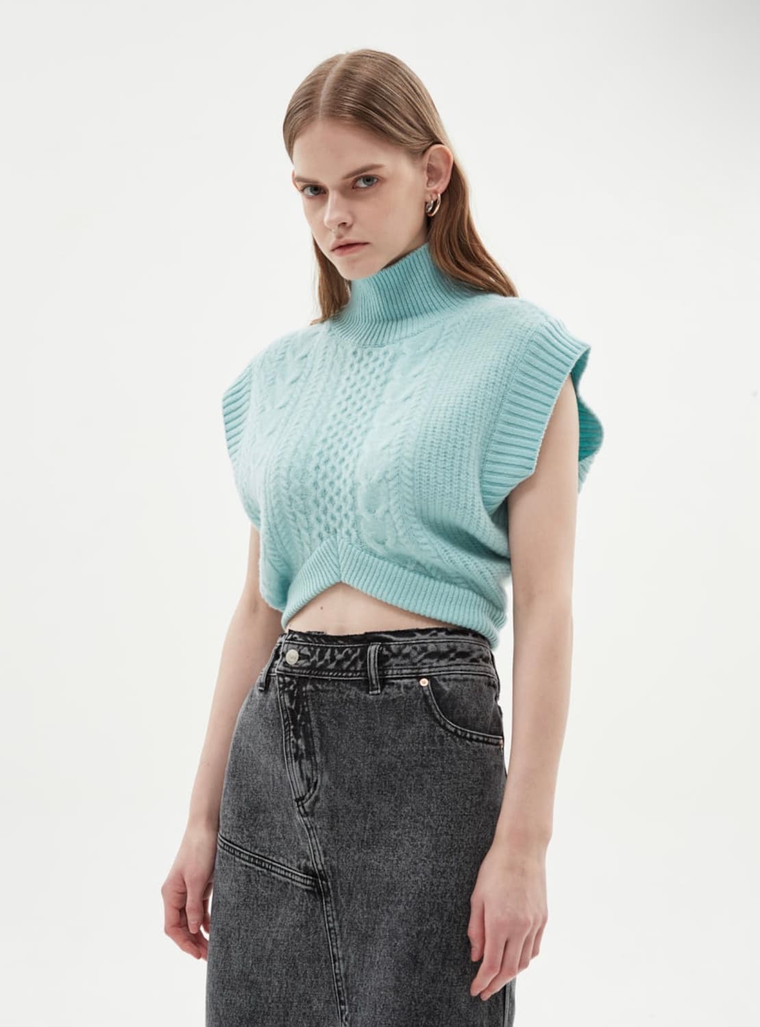 앤더슨벨 카일라 업사이드 다운 울 니트 베스트 조끼 정가 148,000원 상품이미지3