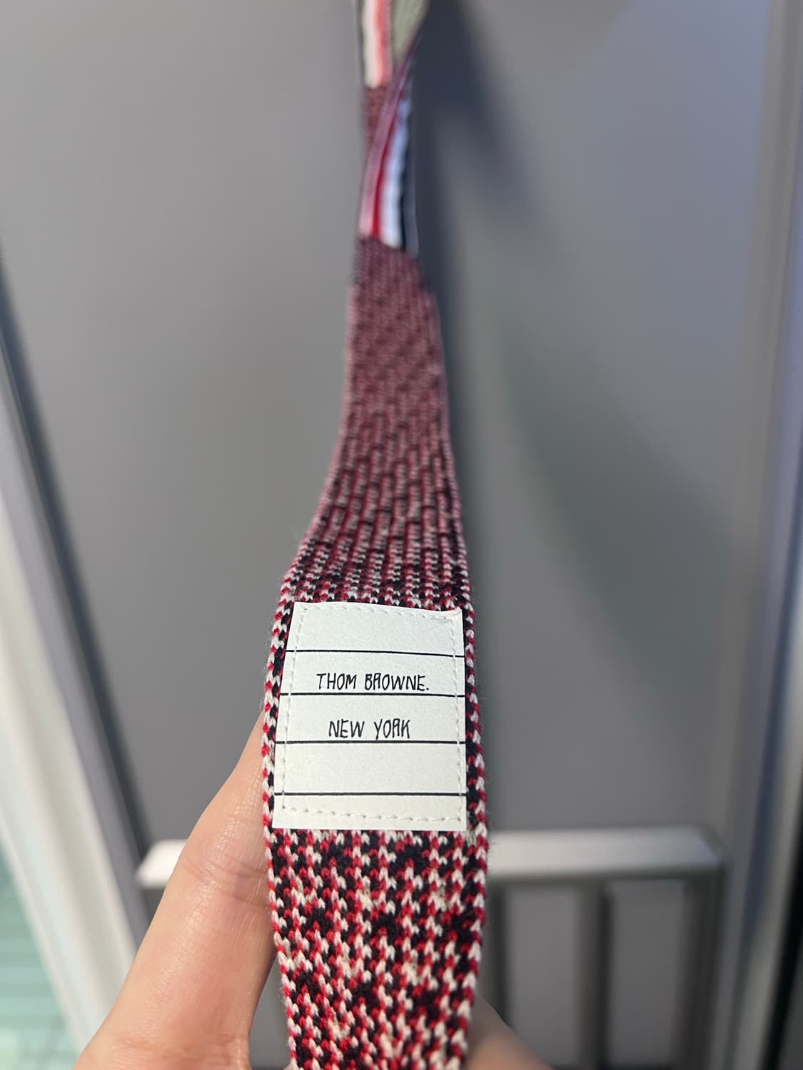 톰브라운 24SS 초크 스트라이프 삼선 니트넥타이  상품이미지4