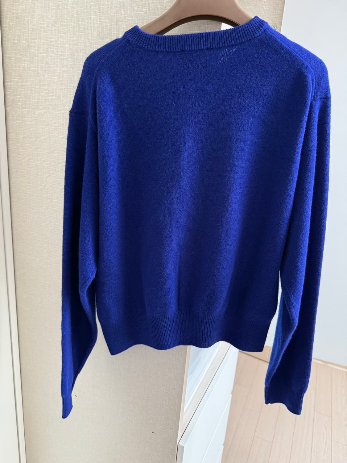 단톤 크루넥 가디건 상품이미지2