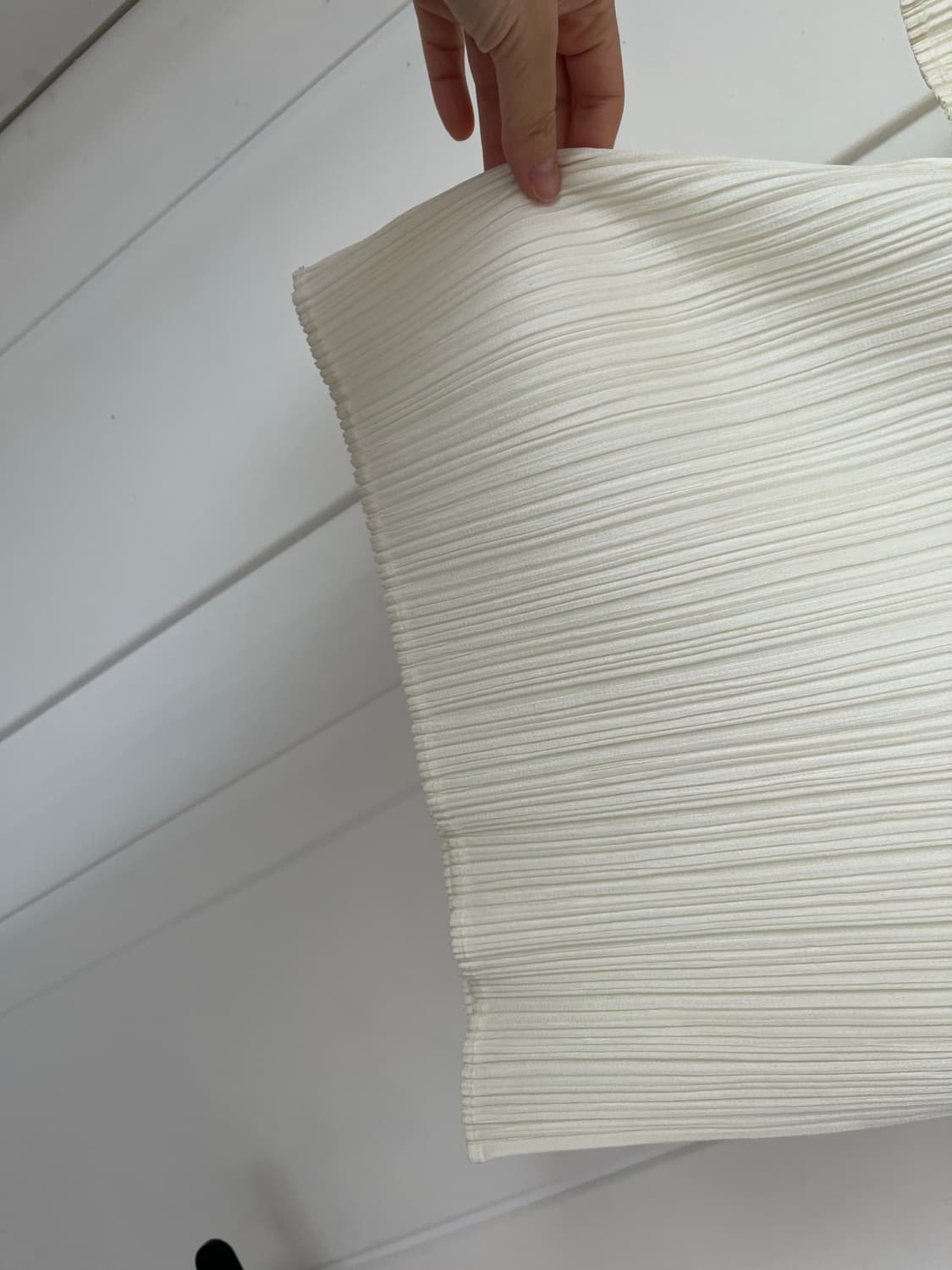 이세이미야케 플리츠 플리즈 하이넥 아이보리 반팔 상품이미지5