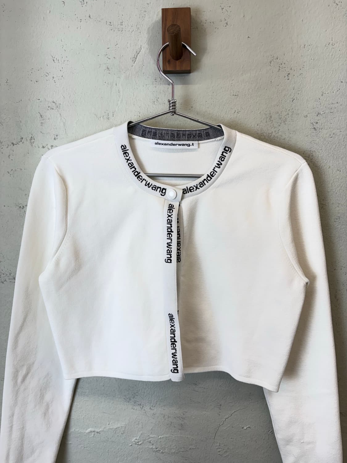 알렉산더왕 로고 크롭 니트 가디건 상품이미지4